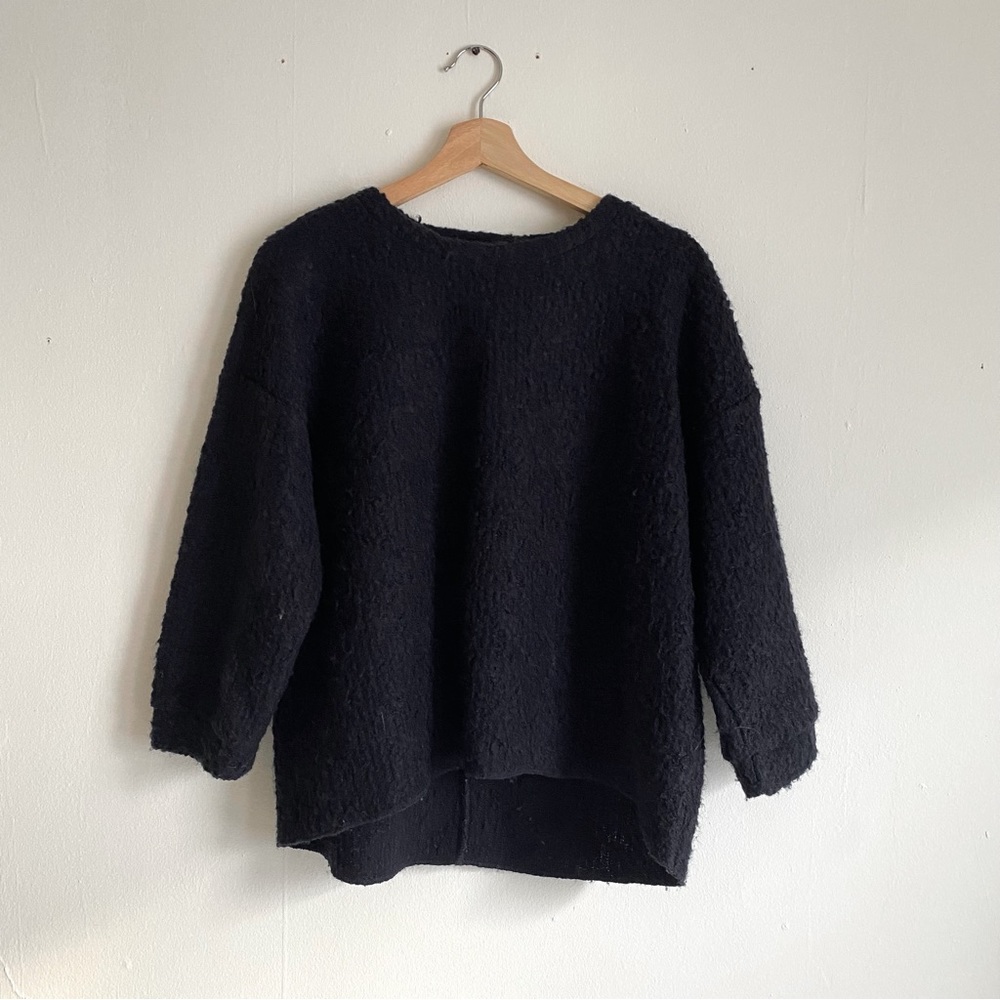 Black wool blend cropped sweater